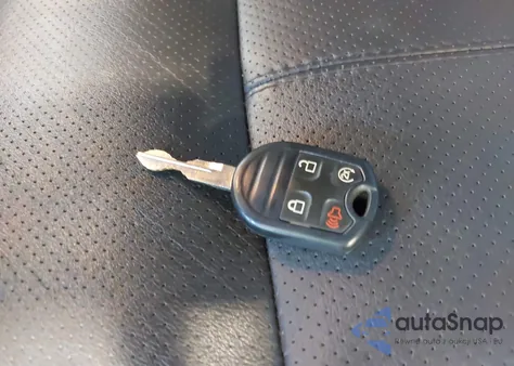 2016 Ford F-250 Lariat z USA, uszkodzony, nr VIN 1FT7W2B65GEB58454